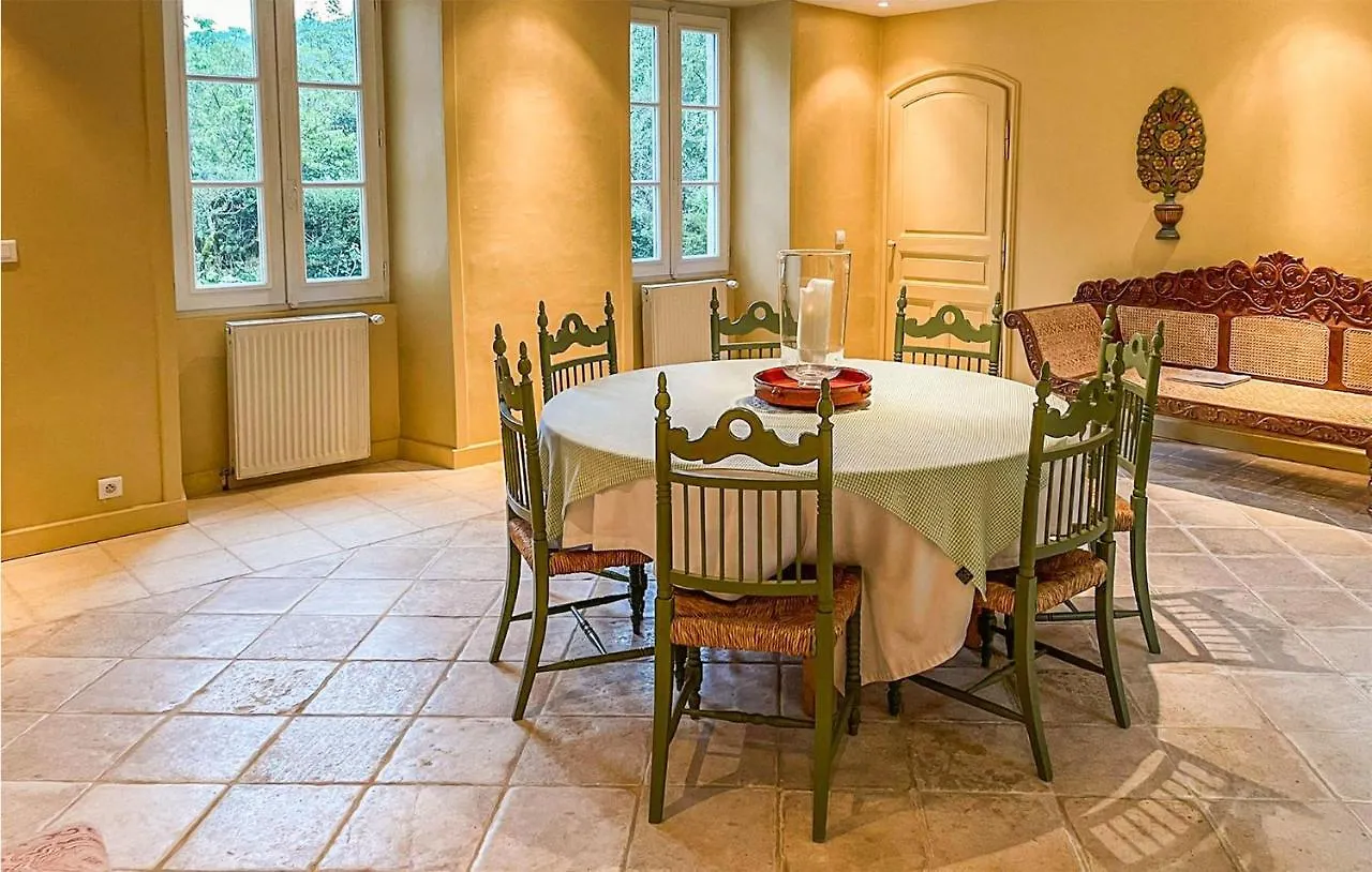 Casa vacanze 5 Bedroom Gorgeous Home In Sarrazac Cressensac-Sarrazac