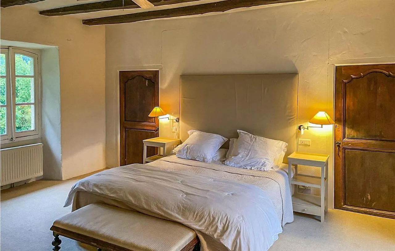 5 Bedroom Gorgeous Home In Sarrazac Cressensac-Sarrazac Casa vacanze